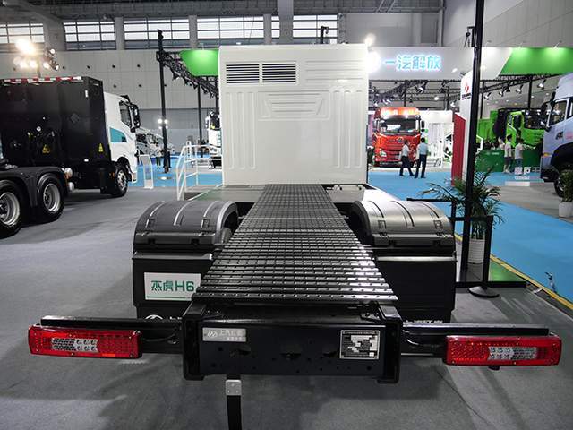 氫燃料電池卡車何時成熟？上汽紅巖：不需要十年，就是現(xiàn)在.jpg