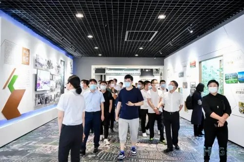 2021長三角（張家港）國際氫能產(chǎn)業(yè)人才峰會圓滿落幕.jpg