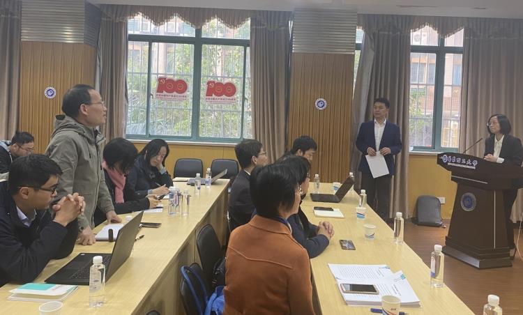 上海神力、億氫科技有限公司專家應(yīng)邀到華東理工大學(xué)化工學(xué)院作學(xué)術(shù)報告.jpg