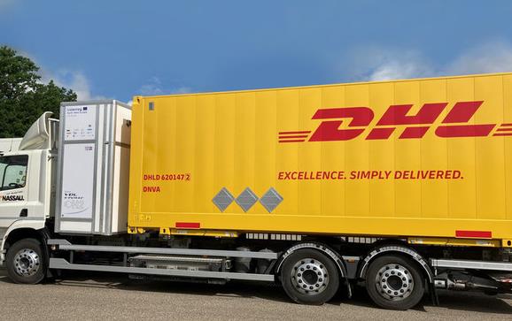 DHL快遞試運(yùn)行德郵敦豪集團(tuán)第一輛氫燃料卡車.jpg