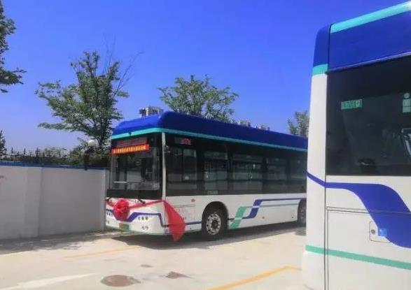 濟(jì)南公交第一加氫站啟用，氫燃料車將運(yùn)行更多公交線路