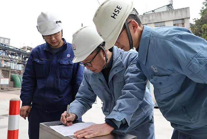 西南最大氫燃料電池供氫項目在川維建成中交.jpg
