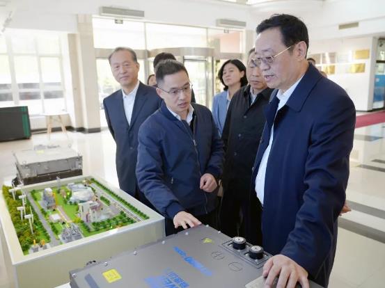 遼寧省政協(xié)副主席王明玉調(diào)研新源動(dòng)力.jpg